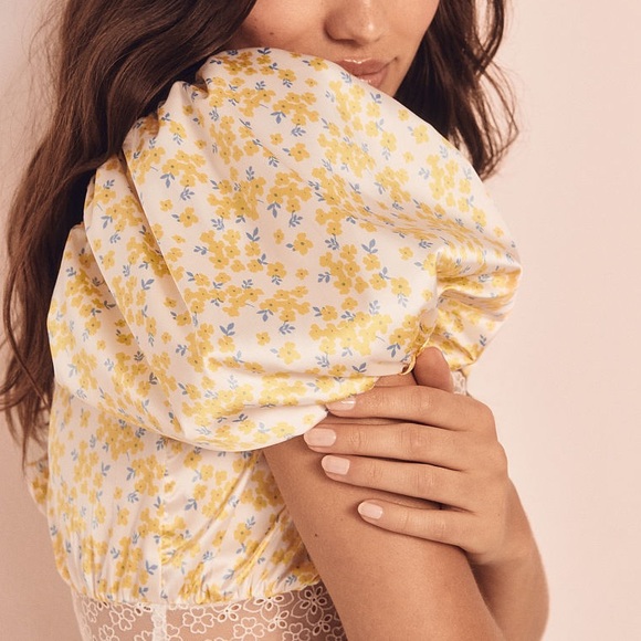 NWT For Love and Lemons x VS Daffodil Dress - Picture 3 of 5